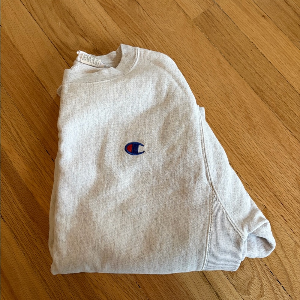 Champion Light Gray Crewneck Sweatshirt